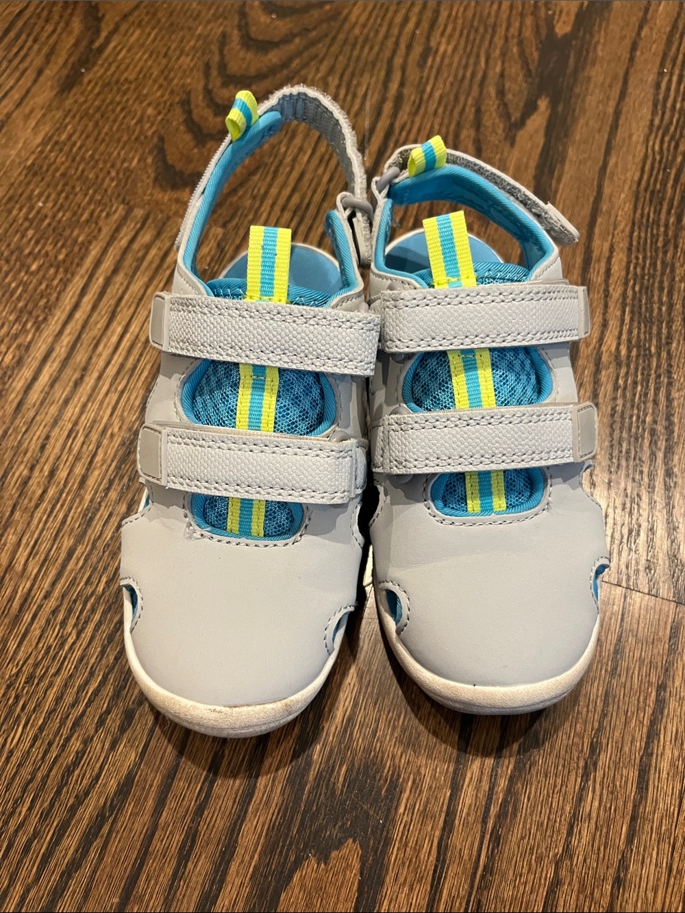 Cat & Jack Light Gray Sandals with Blue and Yellow Accents